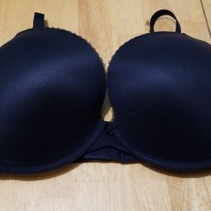 Torrid Curve Plunge Smooth Cup 46B
